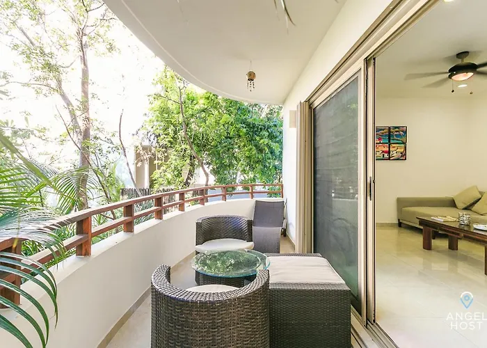 Apartment Perfectly Situated Between The & Town By Stella Tulum