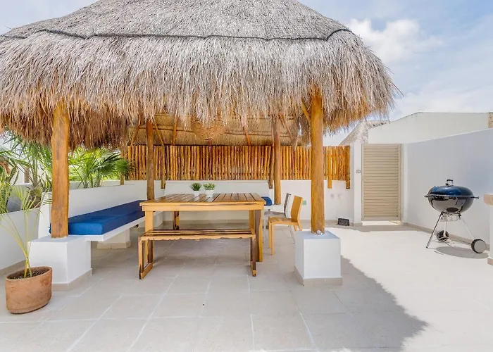 Apartment Perfectly Situated Between The & Town By Stella Tulum
