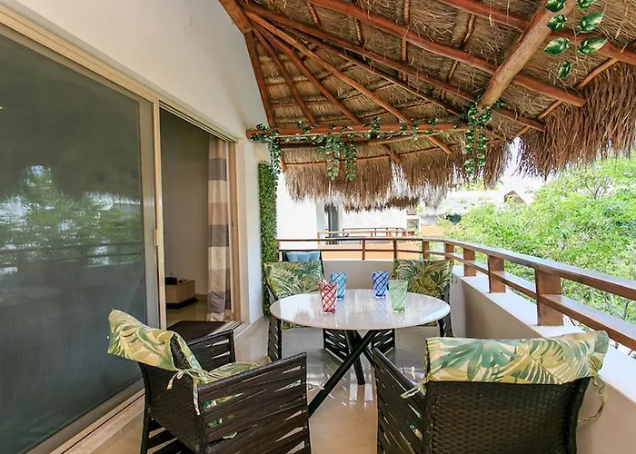 Apartment Perfectly Situated Between The & Town By Stella Tulum